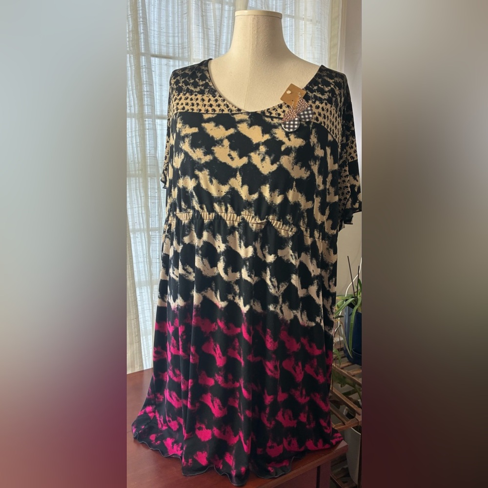 Lane Bryant Black Cream and Fuchsia Tie-Dye Tiered Midi Dress - Picture 2 of 15